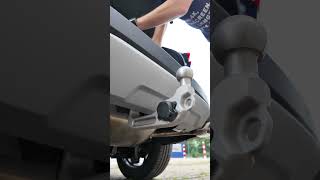 Listen to that Retractable towing hook 🔊 2025 Ford Escape shorts [upl. by Vogel]