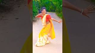 Karungi Gulami Tere Nakhre Uthaungi  Jo Beech Bajariya Tune dance shorts aparajita [upl. by Gottuard]