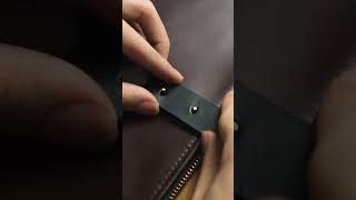 Making Handle for Zipper Tote Bag FREE PATTERN Leather Craft leathercraft diy handmade [upl. by Ahsinyd]