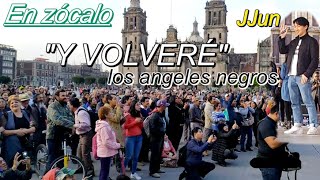 UN COREANO CANTA quotY VOLVERÉquot EN ZOCALO [upl. by Denver]