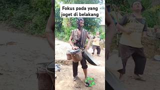 Goyang Asik Si Baju Kuning shortvideo funny funnyvideo lucungakak lucuabis [upl. by Patsy663]