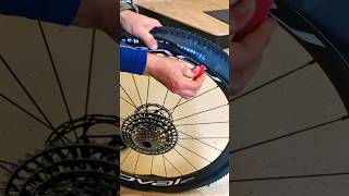 How to install Quarq  SRAM TyreWiz 20 sram quarq PascalRIDE [upl. by Ylle]