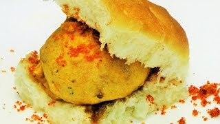 वडा पाव  Vada Pav Recipe by madhurasrecipe  Mumbai Vad Pav  How to make Batata Vada Chutney [upl. by Drofnats]