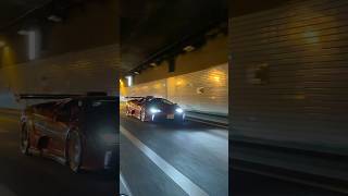 高速道路でディアブロとアヴェンタドールに遭遇 automobile aventador aventadors lamborghiniaventador ディアブロ アヴェンタドール [upl. by Ahsata]