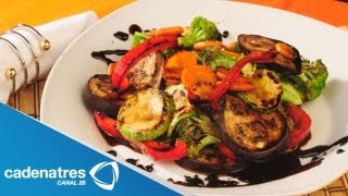 Recetas para preparar calabacitas jitomates pimientos y papitas cambray al grill [upl. by Blondelle]