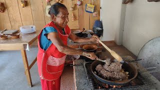 Asi Hago Los Frijoles Fritos Con Manteca Flor De Mayo  DOÑA LUPITA [upl. by Odnanref]