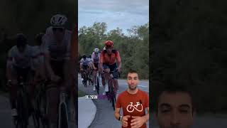 Dos ciclistas profesionales reventaron una grupeta de aficionados 🙃 ciclismo shorts [upl. by Hezekiah]