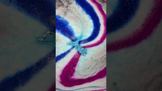 Mermaid Tail drop🧜‍♀️🩷 bathbomb selfcare smallbusiness bubble creepy bubblebath [upl. by Enyawed]