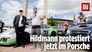 Attila Hildmann führt AutoKorsoProtest an – im Porsche durch Berlin [upl. by Herta]