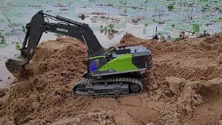 Life of a RC Construction Worker RC Excavators advanced tip and trick working build a new road 7 [upl. by Wallis]