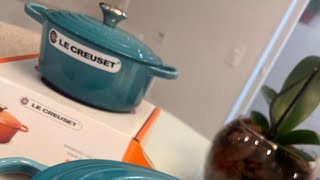 Panelas Le Creuset Signature Azul Caribe 18cm e marmita de 26 cm [upl. by Howlyn]