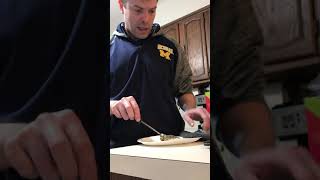 1st Time Attempting to Shuck a live Oysterwithout an Oyster Knife [upl. by Ycinuq]