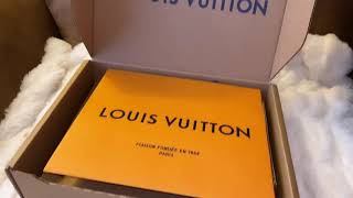 Louis Vuitton Emilie Wallet louisvuitton unboxing lv louisvuittonwallet louisvuittonslg 🛍🎅😘 [upl. by Debor854]