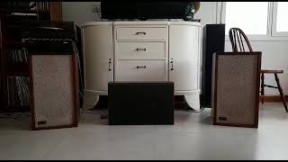 FANTASTIC KLH 6 SPEAKERS USA HENRY CLOSS DESIGNED YEAR 1959 [upl. by Arten500]