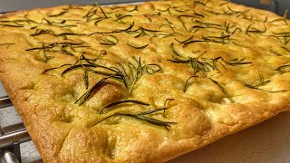 FOCACCIA  đź‡®đź‡ą RECEPT NA VĂťBORNĂš TALIANSKU FOCACCIU S ROZMARĂŤNOM [upl. by Deaner]