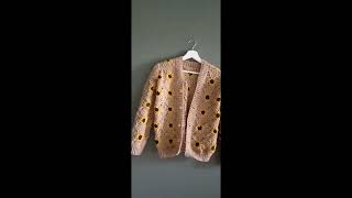 Tuto Gilet au crochet carrés granny tournesol [upl. by Eidaj]