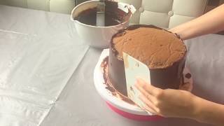 ● LISSAGE DUN LAYER CAKE AVEC ANGLE DROIT A LA GANACHE AU CHOCOLAT ♥ [upl. by Dde]