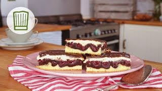 Donauwelle  Kuchenklassiker mit saftigen Kirschen chefkoch [upl. by Carboni]