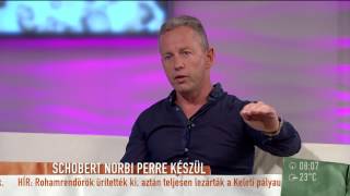 Schobert Norbi mosolyogva megy a bíróságra20150902tv2humokka [upl. by Neyut]