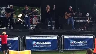 Thirsty Boots Band at Naperville Ribfest 7316 covering Independence Day by Martina McBride [upl. by Zwick]