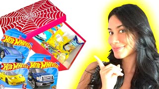 Como hacer un regalo de CARROS HOTWHEELS fácil y rápido 🏁🔥 [upl. by Niccolo]