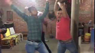 Borrachos bailando zumba [upl. by Aenil]