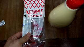 開箱 好好吃的日本製美乃滋 KEWPIE MAYONNAISE キューピーマヨネーズ 20160610 宅爸詹姆士 [upl. by Carolee]