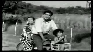 sanware salone aaye din bahar ke Ek Hi rasta1956MeenaKumariamp SunilDuttHemant KumarLata Majrooh [upl. by Htbazile548]