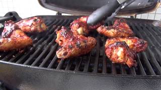 Grillen mit Gas 028  CHICKEN WINGS HOT AND SPICY Q100Q1000Q1100Q1200 [upl. by Prince]