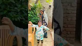 Smiti Ka Per Fash Geya🤣🤣shorts shortsfeed funnyvideos trending [upl. by Sol637]