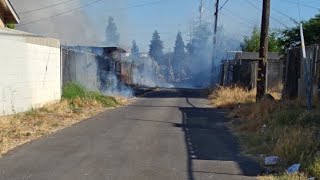 Bakersfield California fires live Tyree toliver st Wilkins st [upl. by Ainoloppa]