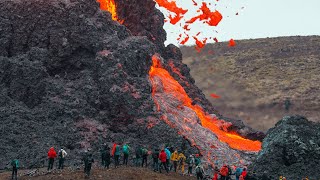 PEOPLE WERE TOO CLOSE HOW IT ALL STARTEDRAW FOOTAGE FROM THE 2ND DAYIceland Volcano20032021 [upl. by Quintessa497]