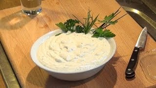 Fondue  Fonduesauce  KräuterKnoblauchDip  schnell gemacht [upl. by Ellac]