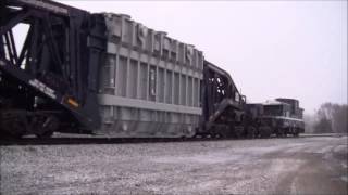 CSX Train W99125 with a High amp Wide Load on a Schnabel Car [upl. by Enael]