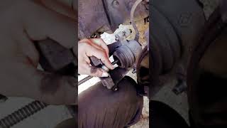 Repousser facilement un piston détrier de frein short videos [upl. by Aloiv]