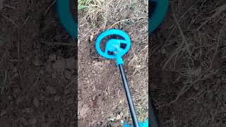 Metal detector with in search of treasure🤑🤑🤑 shorts viral metaldetecting treasurehunters [upl. by Wichern]