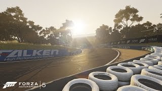 Forza Motorsport 5  V8 Supercar at Mount Panorama Gameplay [upl. by Llenahc]