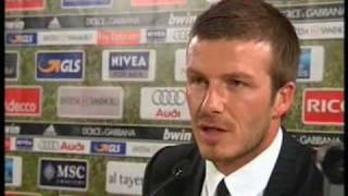 CONFERENZA STAMPA E PRESENTAZIONE DI DAVID BECKHAM AL MILAN 201208 [upl. by Alekat]