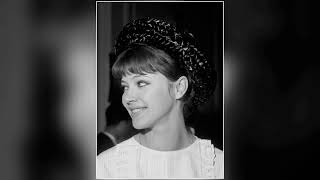 Instagram Polls Confirm Anna Karina Is a Name Thats Vanishing from the Youths Memory [upl. by Atikcir]