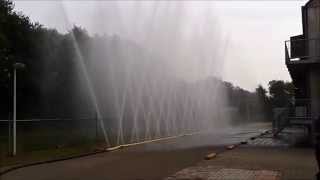 Brandweer test watergordijn bij oefencentrum [upl. by Emersen212]