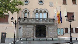 Cornellà de Llobregat Barcelona decreta tres días de luto por el feminicidio de una mujer [upl. by Heidie]