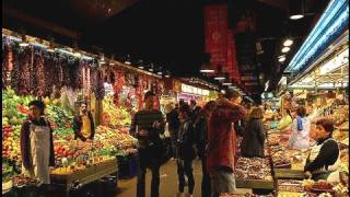 Barcellona  Mercato de La Boqueria [upl. by Sirraf381]