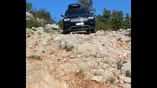 Standheizung Jeep Grand Cherokee WK2 Einbau [upl. by Moretta]