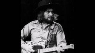 WAYLON JENNINGS LIVE ALBANY PALACE THEATRE ALBANY NY JUNE 10 1983 [upl. by Attolrahc]