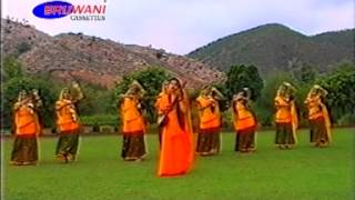 Meera Diwani Ho Gayi  Meera Bhajan [upl. by Yenaj362]