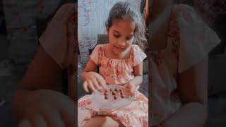 Chocolate biscuits ke laddu shortvlog [upl. by Eeslek]