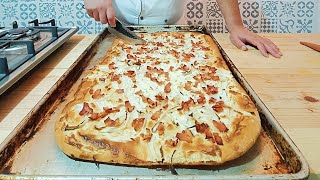 Flammkuchen 🍕 también conocida como la pizza Alemana 🇩🇪 [upl. by Matelda]