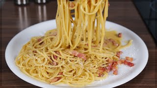 Spaghetti alla Carbonara Rezept ohne Sahne  sehr leicht und schnell gemacht [upl. by Haerdna]