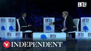 Nick Ferrari makes bet with Rishi Sunak over Rwanda deportations [upl. by Rehm]