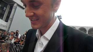 TOM FELTON  NYC Premiere of HP Deathly Hallows 2 SIGNING AUTOGRAPHS [upl. by Ettennej]